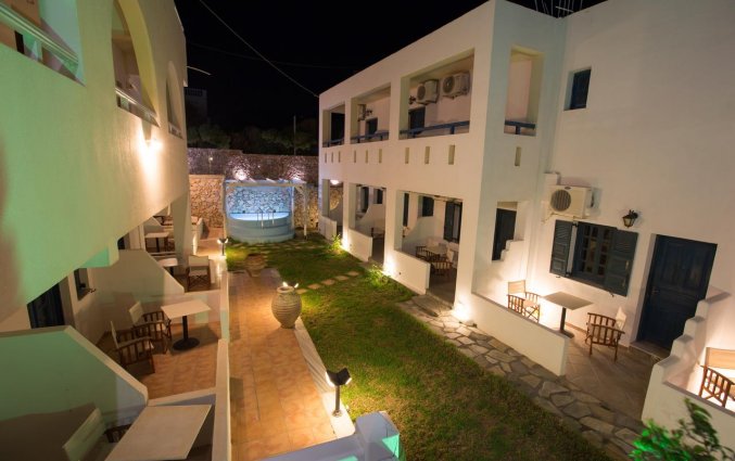 De binnen plaats van Hotel Iliada Santorini