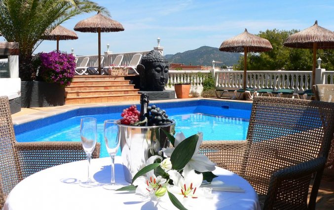 Zwembad van hotel Boutique Bon Repos in Mallorca