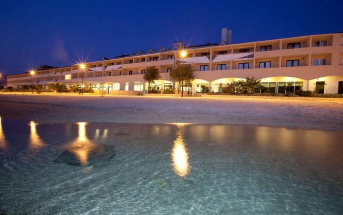 Strand bij hotel Pagus