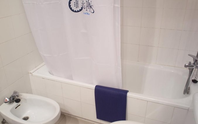 Badkamer van een tweepersoonskamer van Hotel Els Pins aan de Costa Brava