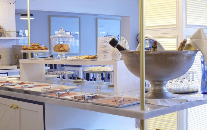 Restaurant van hotel Els Pins aan de Costa Brava