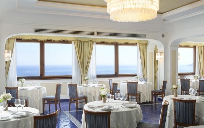 Restaurant van Hotel Lloyd's Baia in Amalfi