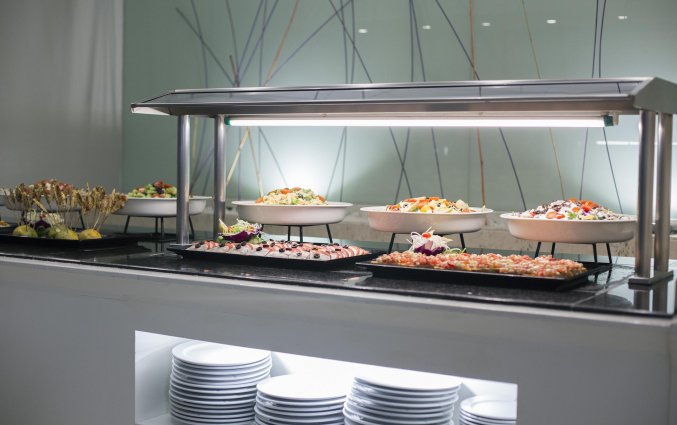 Het buffet van Hotel Hipotels La Geria Lanzarote