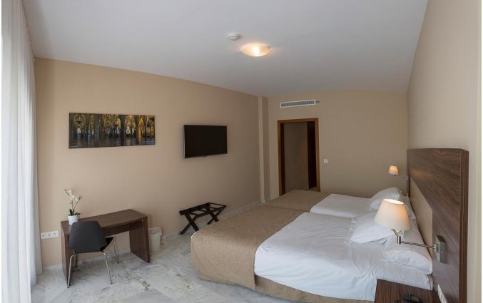 Tweepersoonskamer van Hotel Abetos del Maestre Escuela in Andalusie