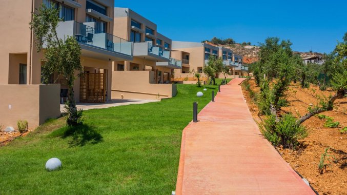 Tuin van Hotel Kiani Beach Resort op Kreta