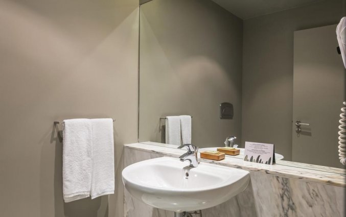 Badkamer van een tweepersoonskamer van Hotel Villa C in Noord-Portugal