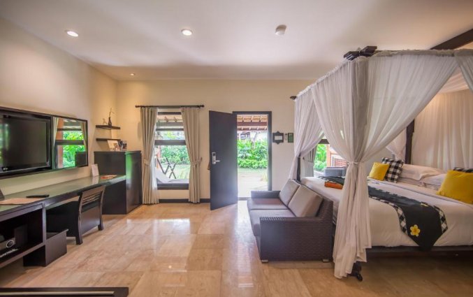 Slaapkamer van hotel Legian Beach in Bali
