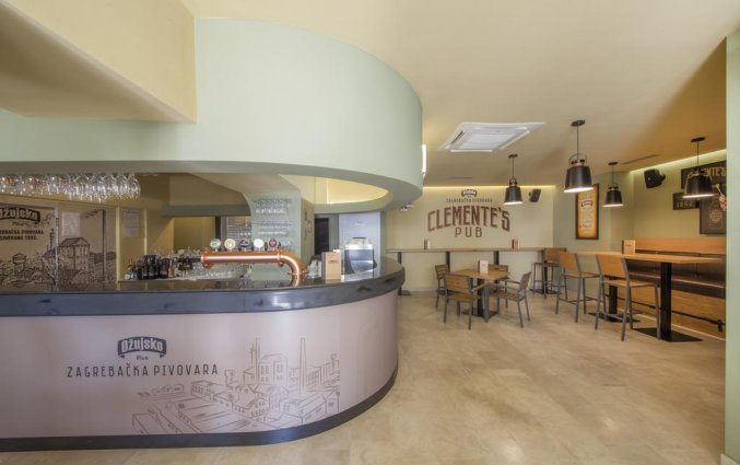 Bar van Hotel Bluesun Alga in Dalmatië