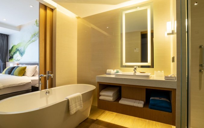 Badkamer van banthai beach resort