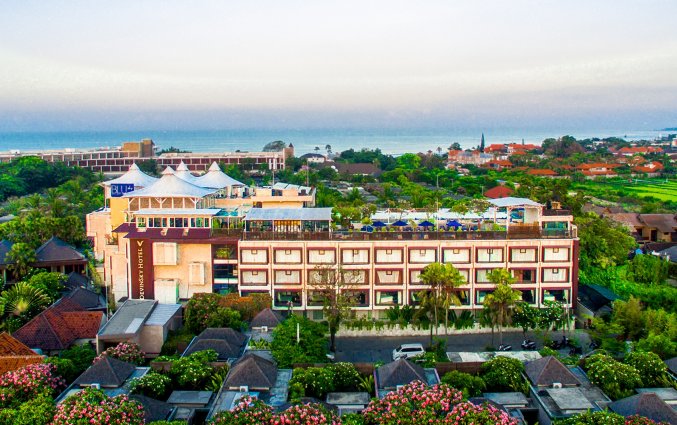 Gebouw van hotel Vin Sky in Bali