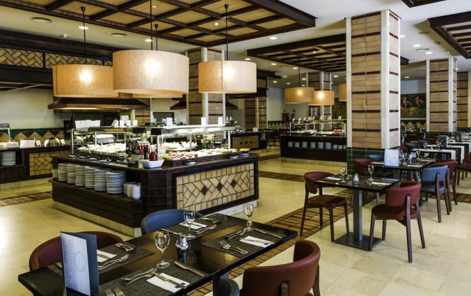 Restaurant hotel H10 Estepona Palace in Costa Del Sol