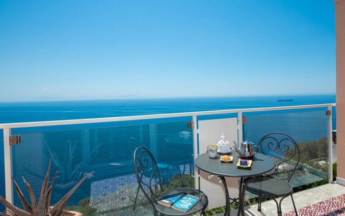 Blakon van een kamer van Hotel Margherita in Amalfi