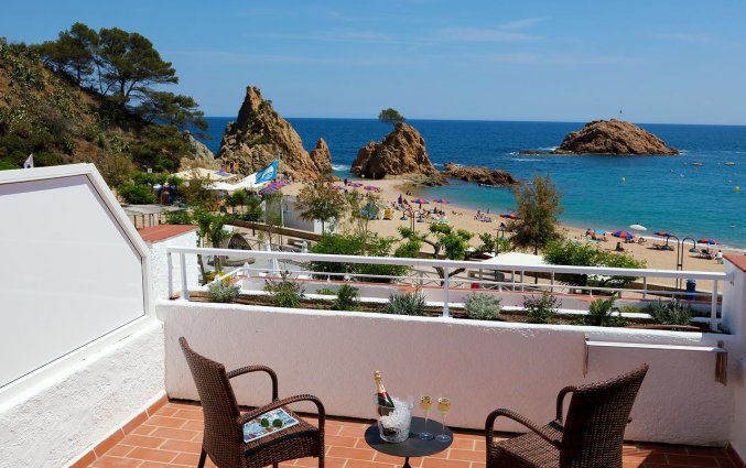 Balkon van Hotel Golden Mar Menuda aan de Costa Brava