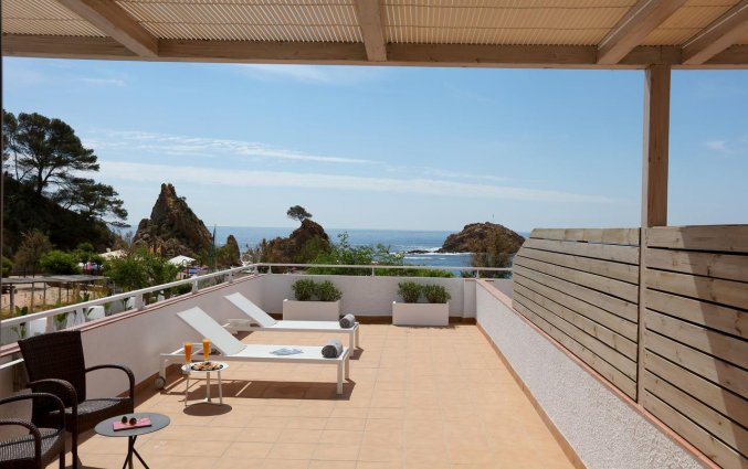 Balkon van Hotel Golden Mar Menuda aan de Costa Brava