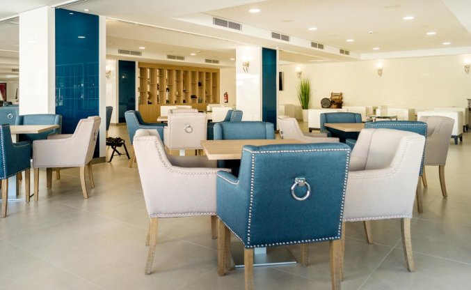 Lobby van Hotel Tomir Portals Suites op Mallorca