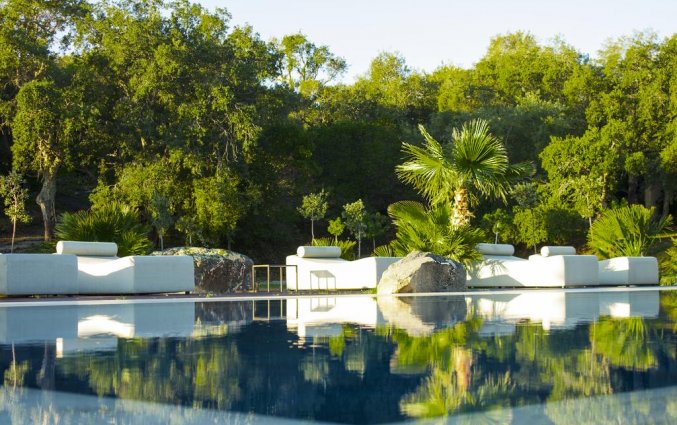 Zwembad van Vallegrande Nature Resort