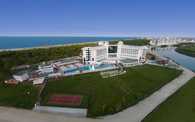 Resort & Spa Water Side