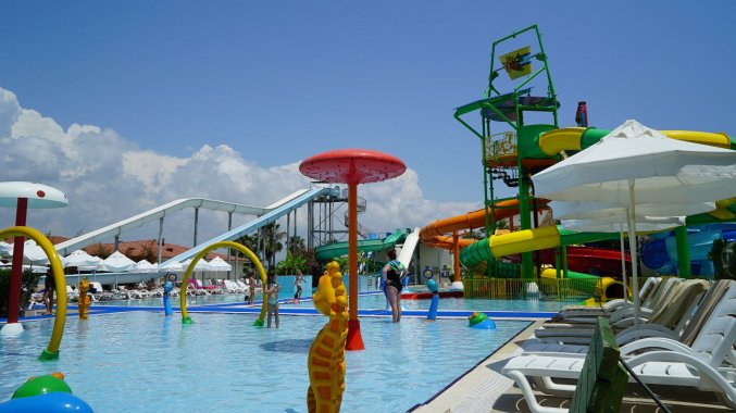 Buitenzwembad van Resort & Spa Lyra in Side