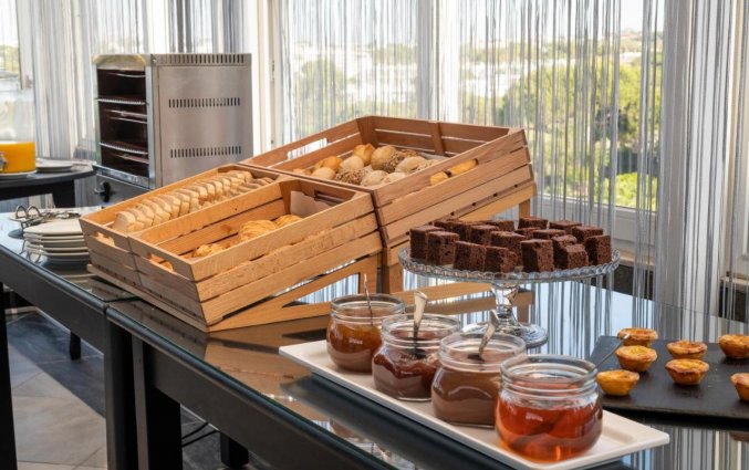 Buffet bij Hotel Velamar Boutique