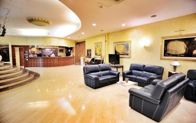 Receptie van Hotel San Luca