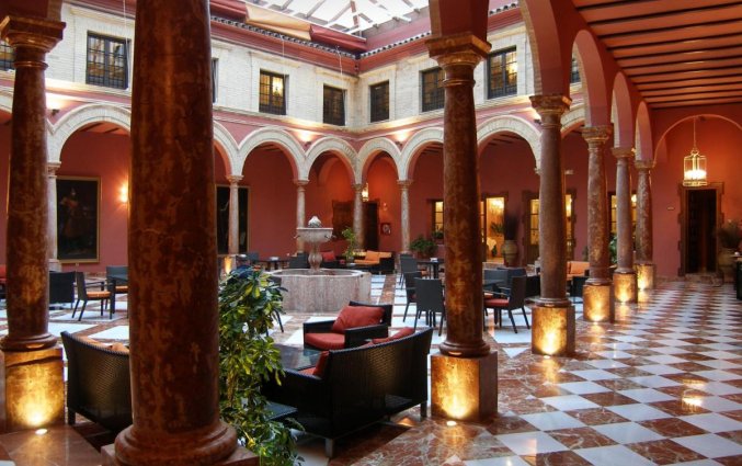 Binnenplaats Hotel Santo Domingo Lucena