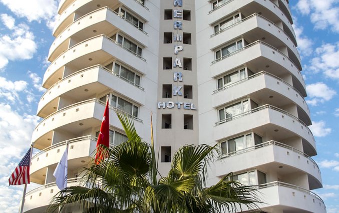 Hotel The Corner Park in Antalya