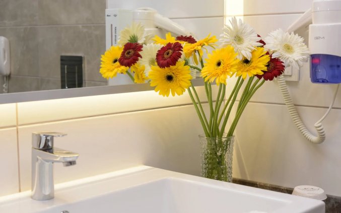 Badkamer van een tweepersoonskamer van Resort White City in Alanya