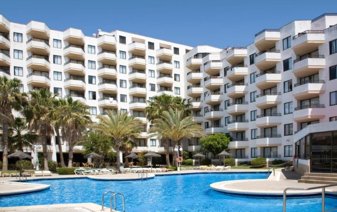 Buitenzwembad van TRH Jardin del Mar Mallorca
