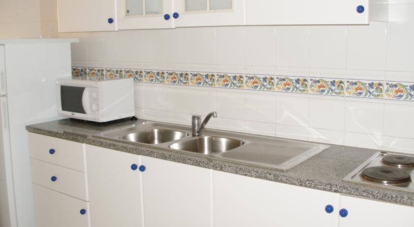 Kitchenette van Appartementen Be Smart Terrace in de Algarve