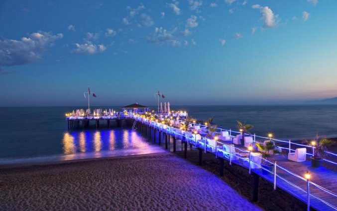 Pier Delphin Imperial