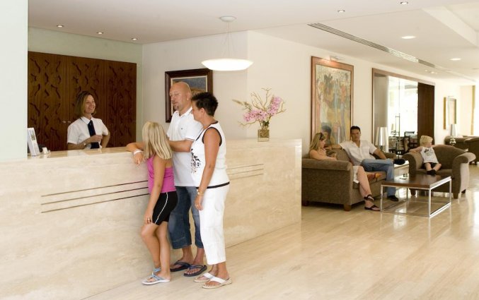 Receptie in Aparthotel Playa Dorada op Mallorca