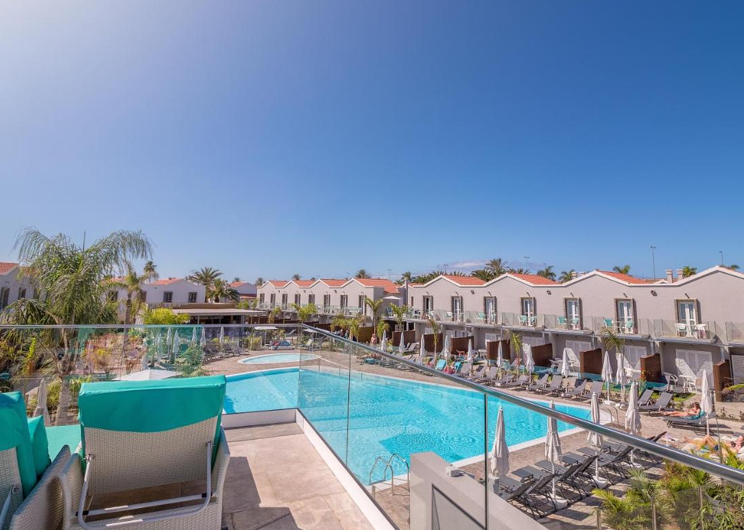 Hotel Los Calderones THe adults recommended