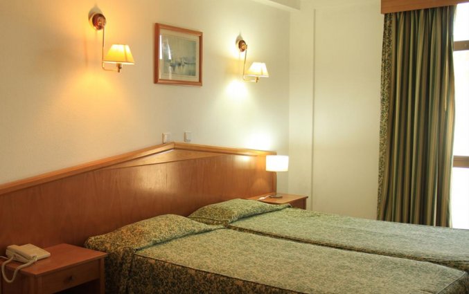 Tweepersoonskamer van Hotel Colina do Mar in de Algarve