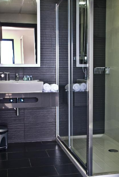 Amaraigua Adults Only