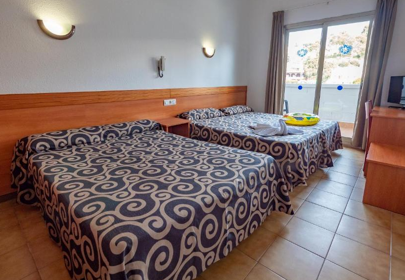 Santa Susanna Resort