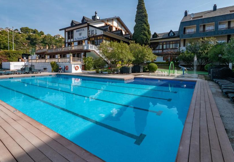 Santa Susanna Resort