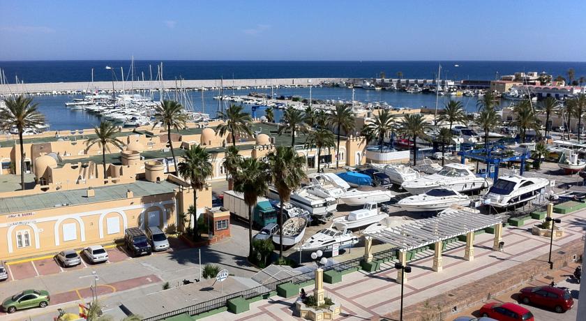 Uitzicht van Appartementen PYR Fuengirola Costa del Sol