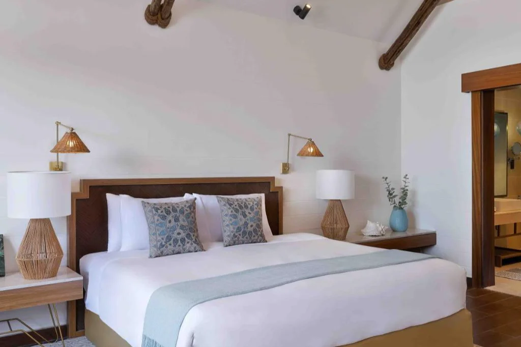 Anantara World Islands Dubai Resort