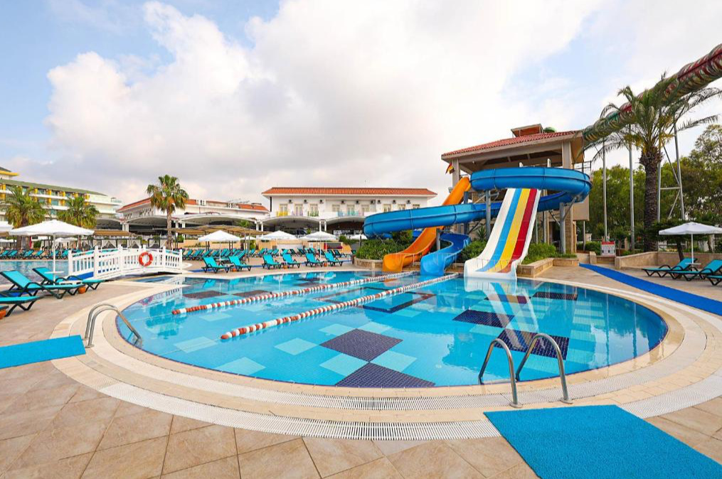 Crystal Paraiso Verde Resort