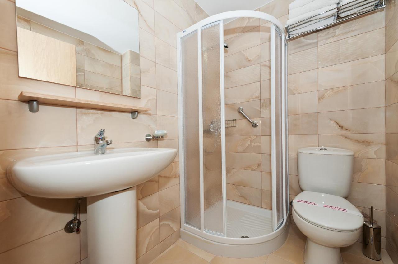 Europa Hotel rooms & Studios