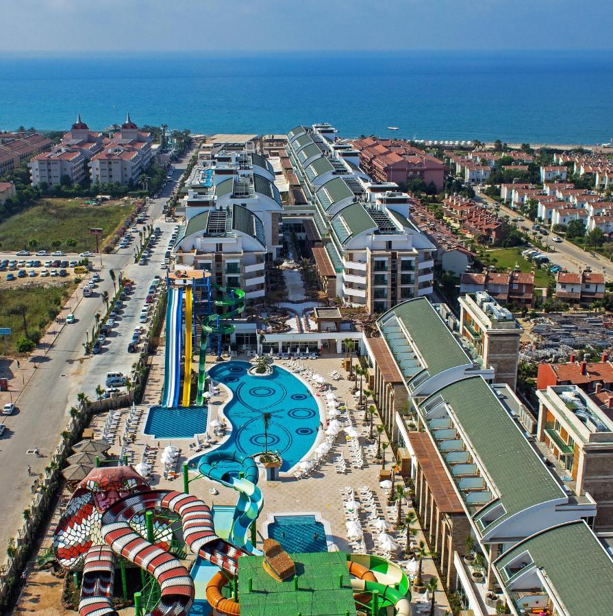 Crystal Waterworld Resort And SPA