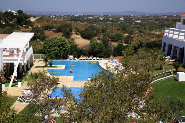 Bovenaanzicht van appartementen Pateo Village in de Algarve