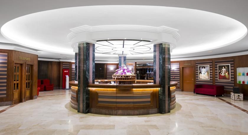 Receptie van Elba Lucia Sport & Suite Hotel op Fuerteventura