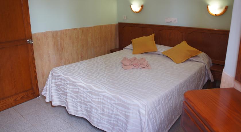 Tweepersoonskamer van Bungalows Castillo Playa op Fuerteventura