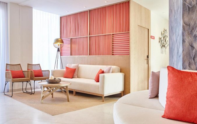 Lobby van Universal Perla Mallorca