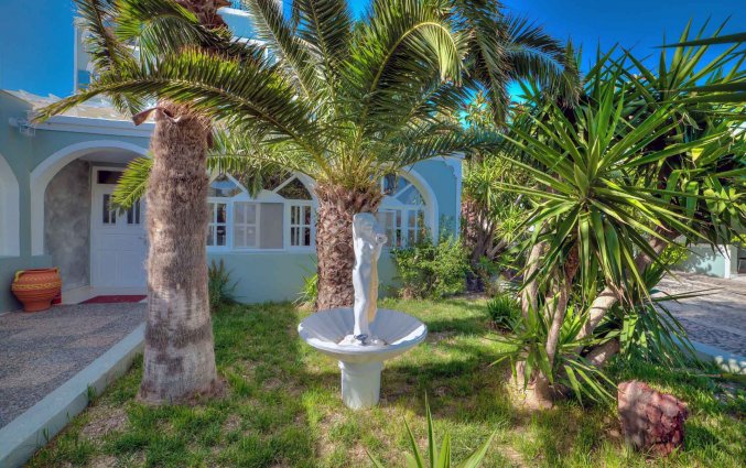 Tuin van Hotel Villa Olympia op Santorini