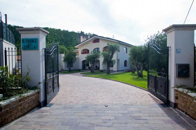 Buitenkant van Hotel Il Casale Della Stella in Amalfi