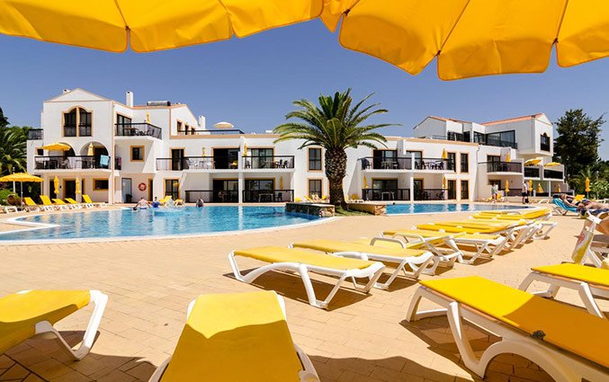 Zwembad Appartementen Alfagar Village I