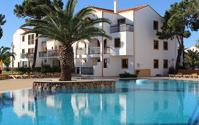 Zwembad Appartementen Alfagar Village I