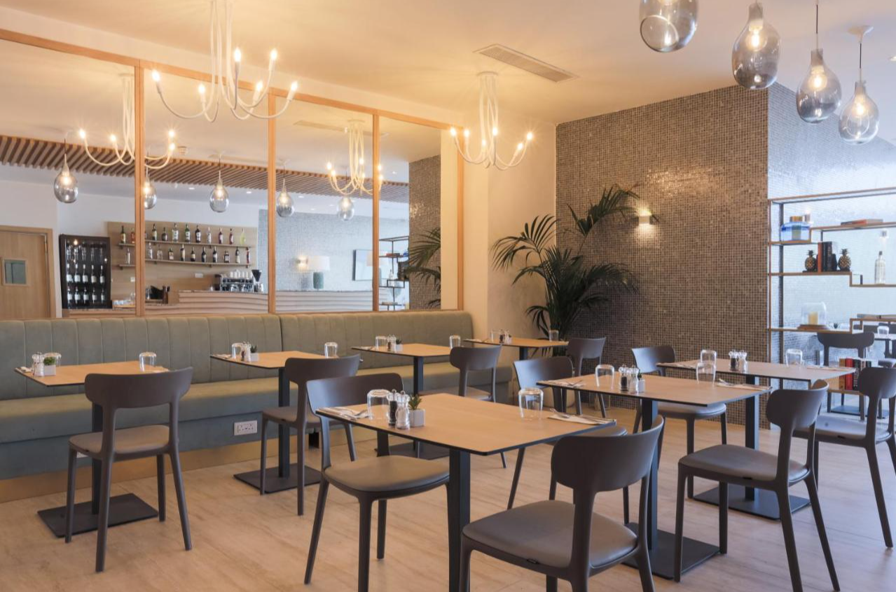 Restaurant van Hotel & Suites 115 The Strand Malta